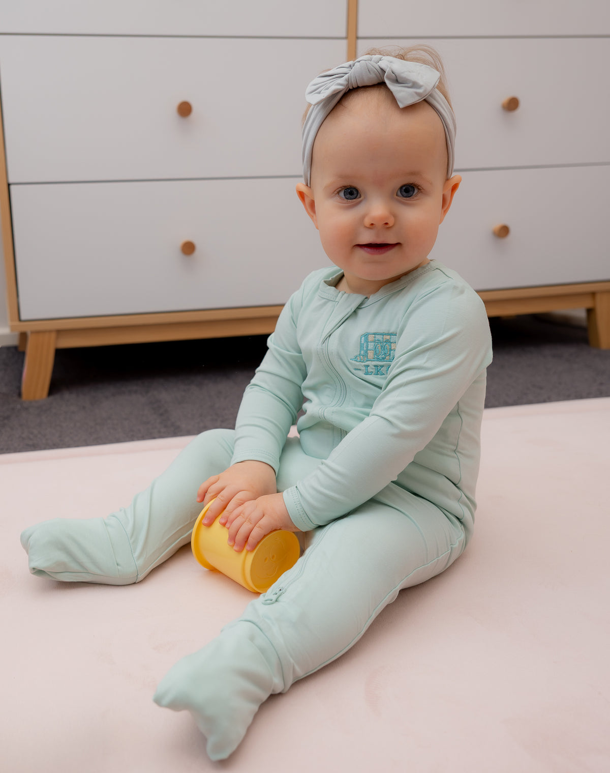 Soft Stretch Bamboo Bow